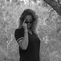 Ludivine : Shooting en collaboration à Port-Mahon Ludivine : Shooting en collaboration à Port-Mahon (Sigean) www.picturelaurent.com